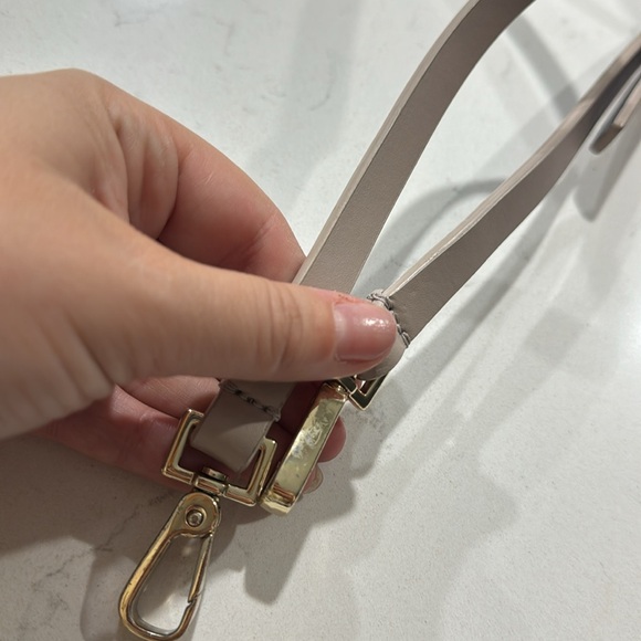 Kate spade purse shoulder strap - Picture 3 of 3